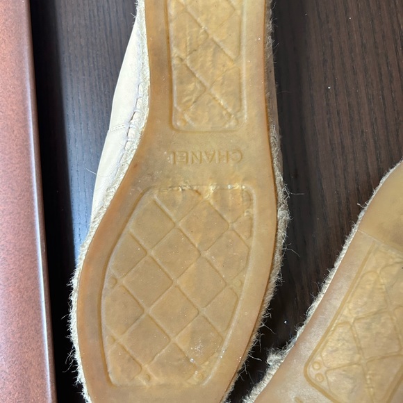 COPY - Chanel shoes worn a handful of times - Picture 3 of 6